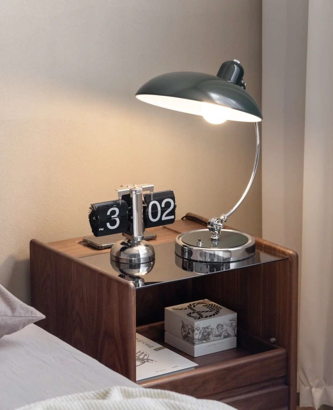 RETRO FLIP CLOCK™